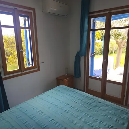 Apartment Paros Molos Beachfront Marmara
